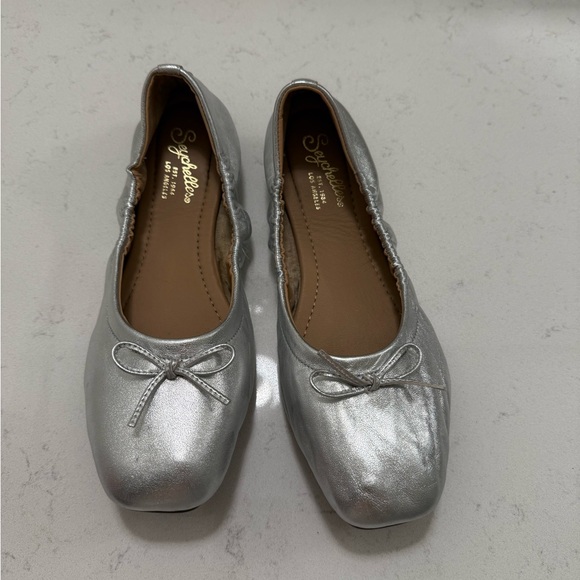 Silver Ballet Flats by Seychelles - Picture 5 of 6